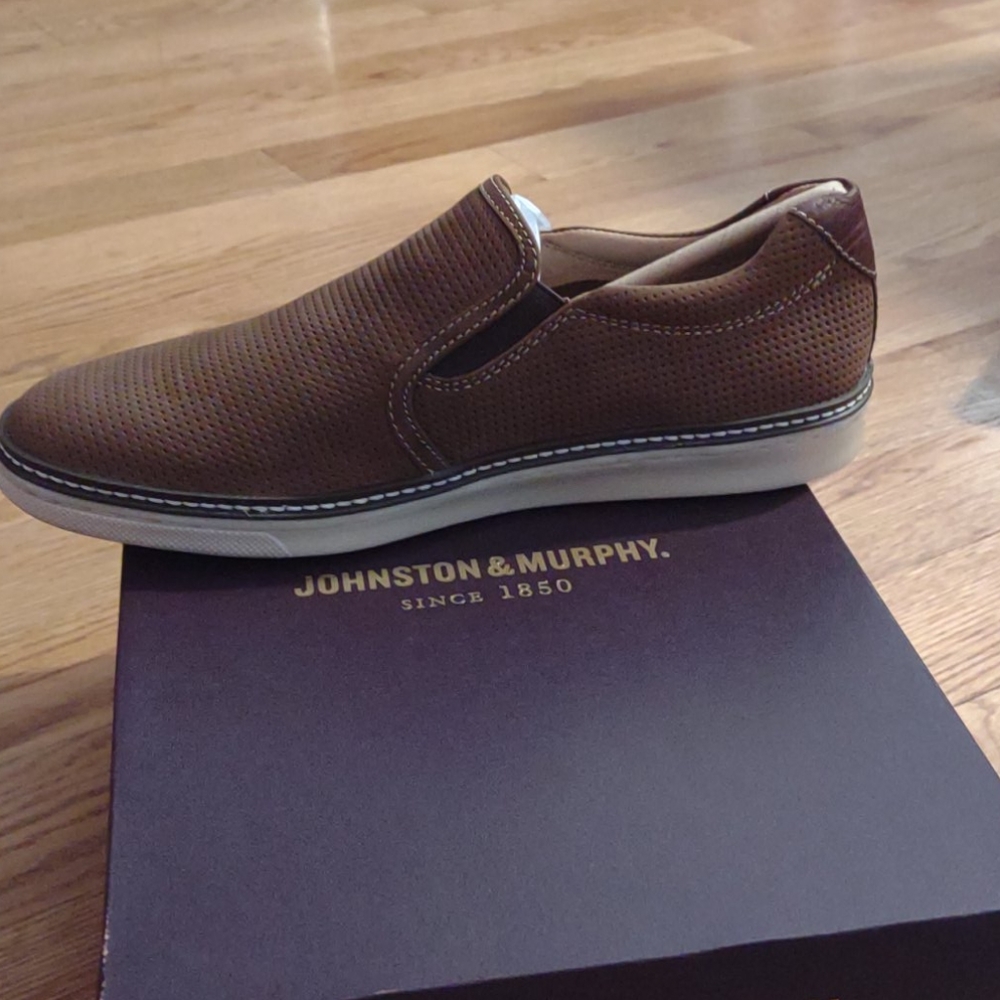 Men's shoes